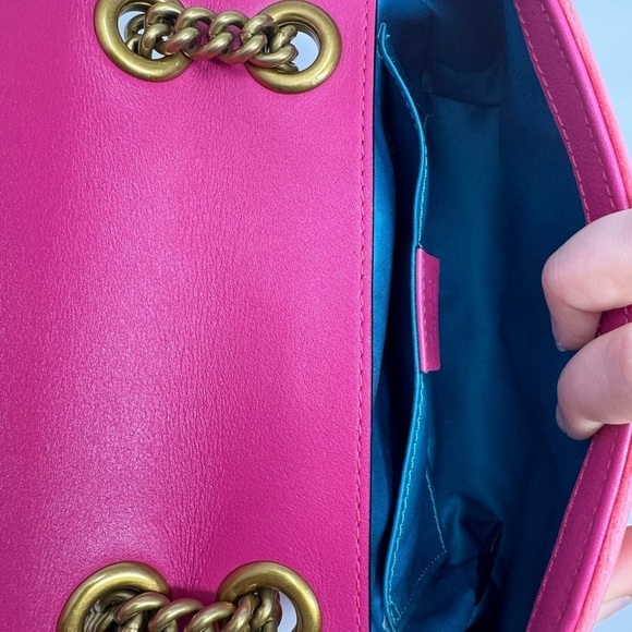Gucci GG Marmont Fuchsia Velvet Embellished Crossbody Bag – Rare Limited Edition - Picture 12 of 16